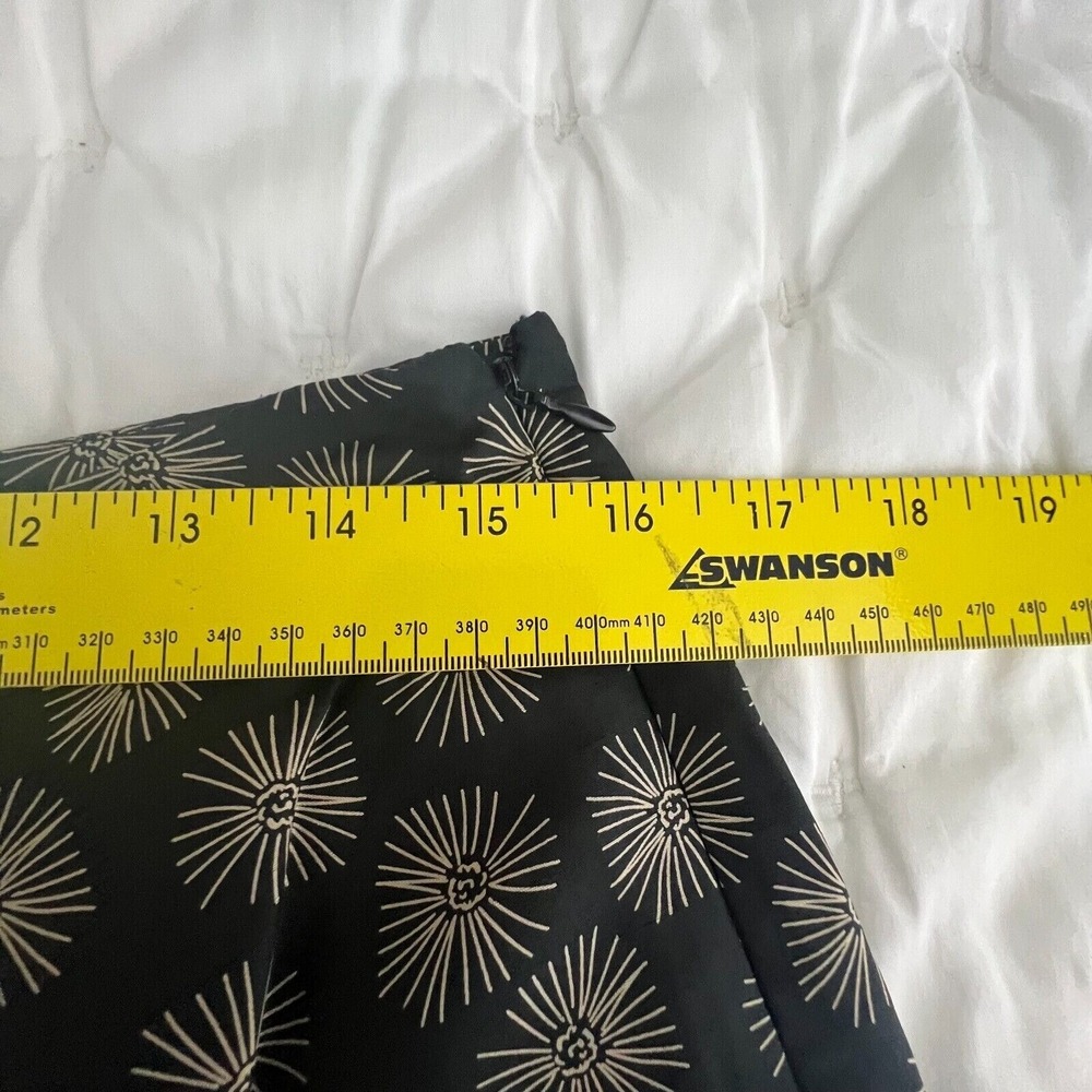 Vintage Womens Silk Cigarette Pants Size 10 Preppy Classic Geometric Black Lined - Picture 6 of 9